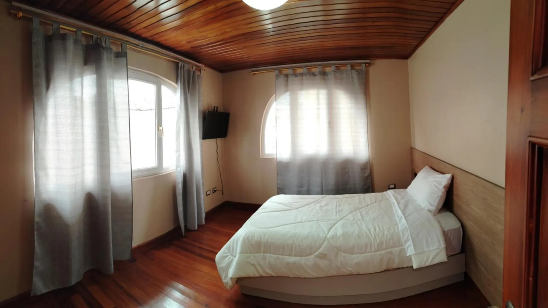 Bed & Breakfast Kawalluz Cuenca